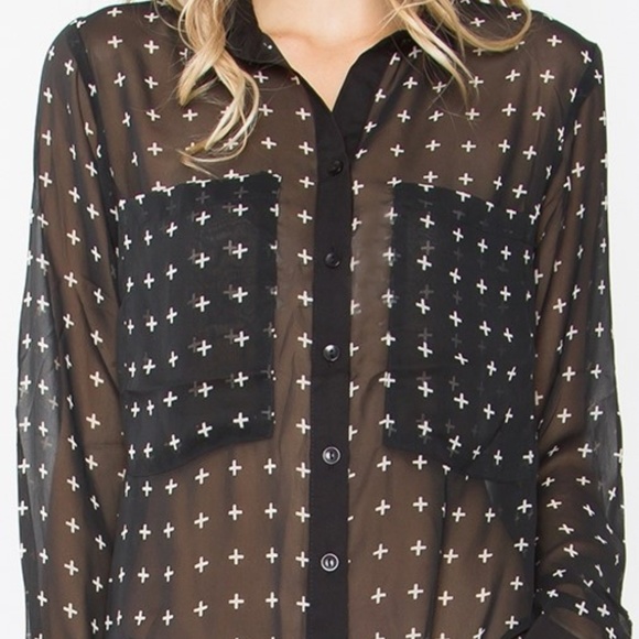 NWT Nordstrom Rack Chiffon Cross Print Top Size S - Picture 5 of 8